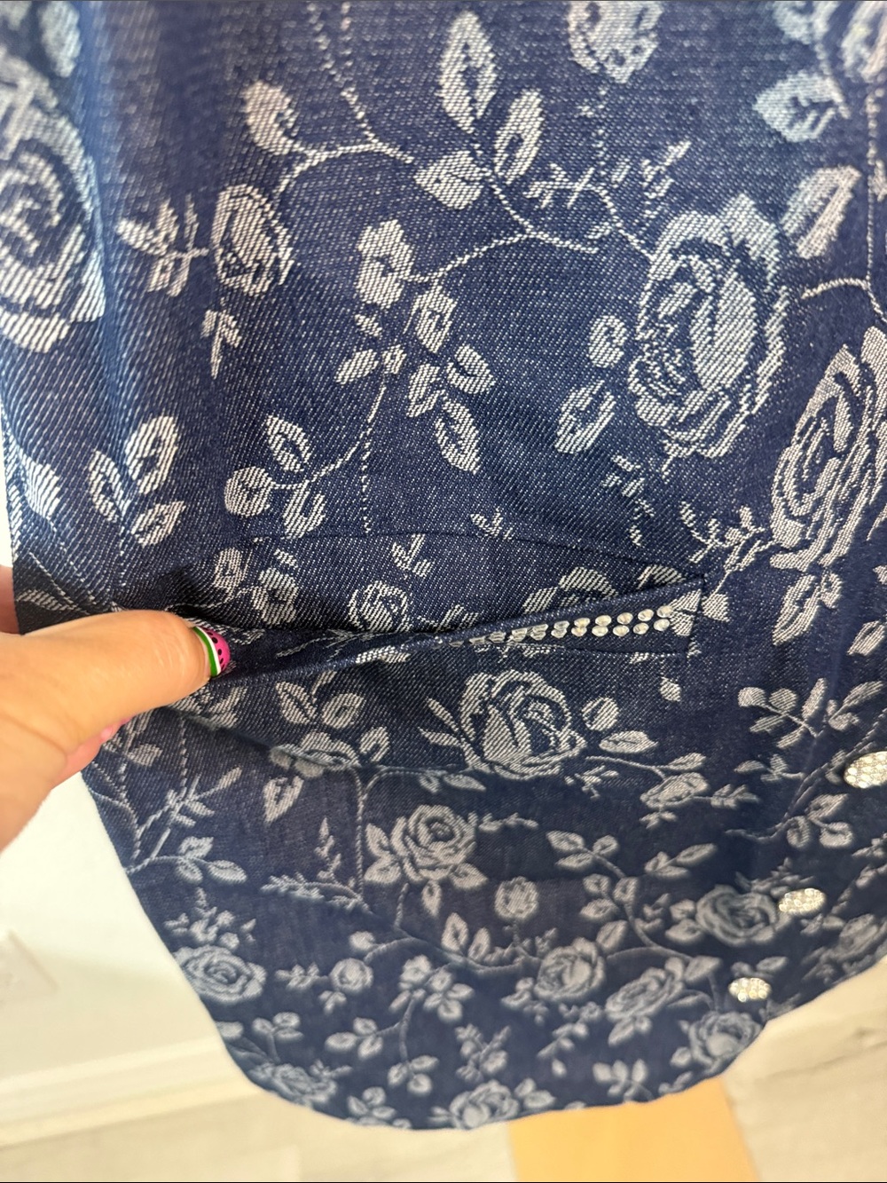 Eliza J -Navy and Light Blue Floral Jacquard Dress with sequin accents- Size 16 - Picture 8 of 11